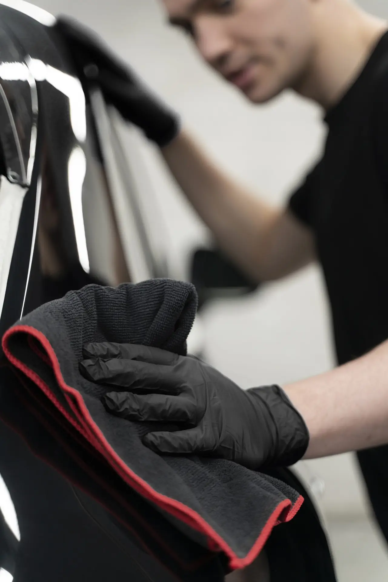 close up car care process (1)